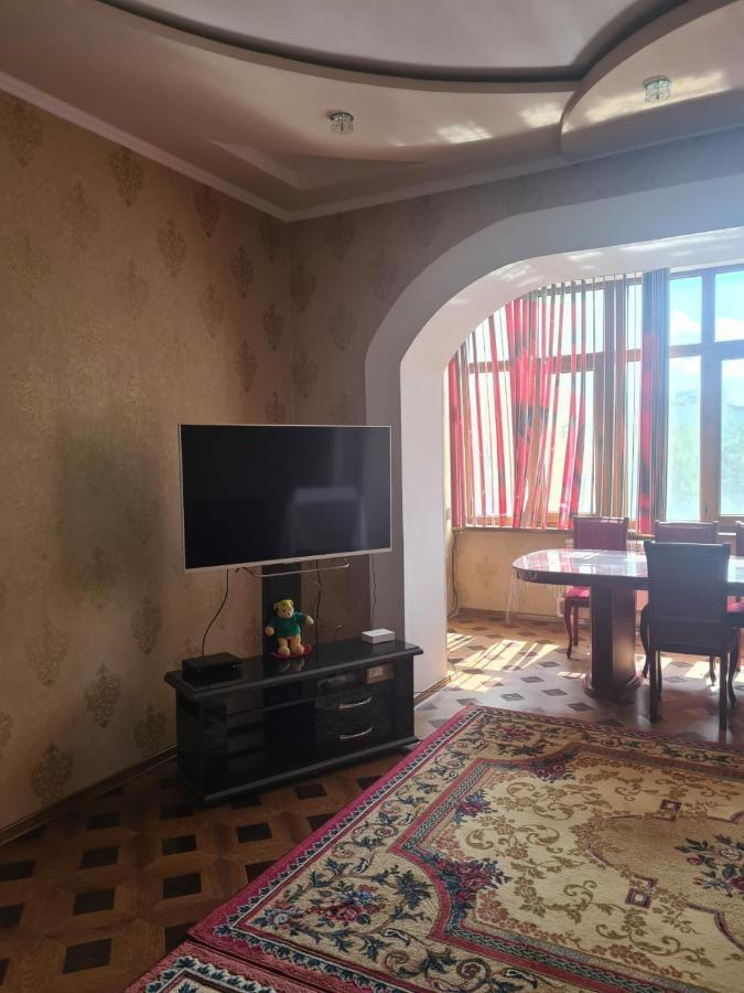 Apartment 3-Room Beruni Street Samarkand Ngoại thất bức ảnh